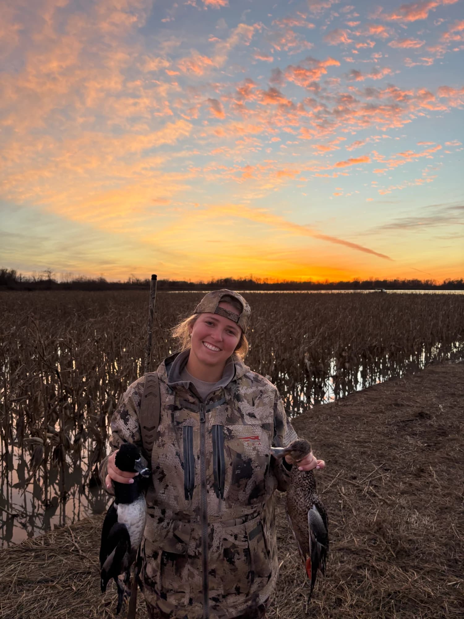 Missouri sunset over the wetlands